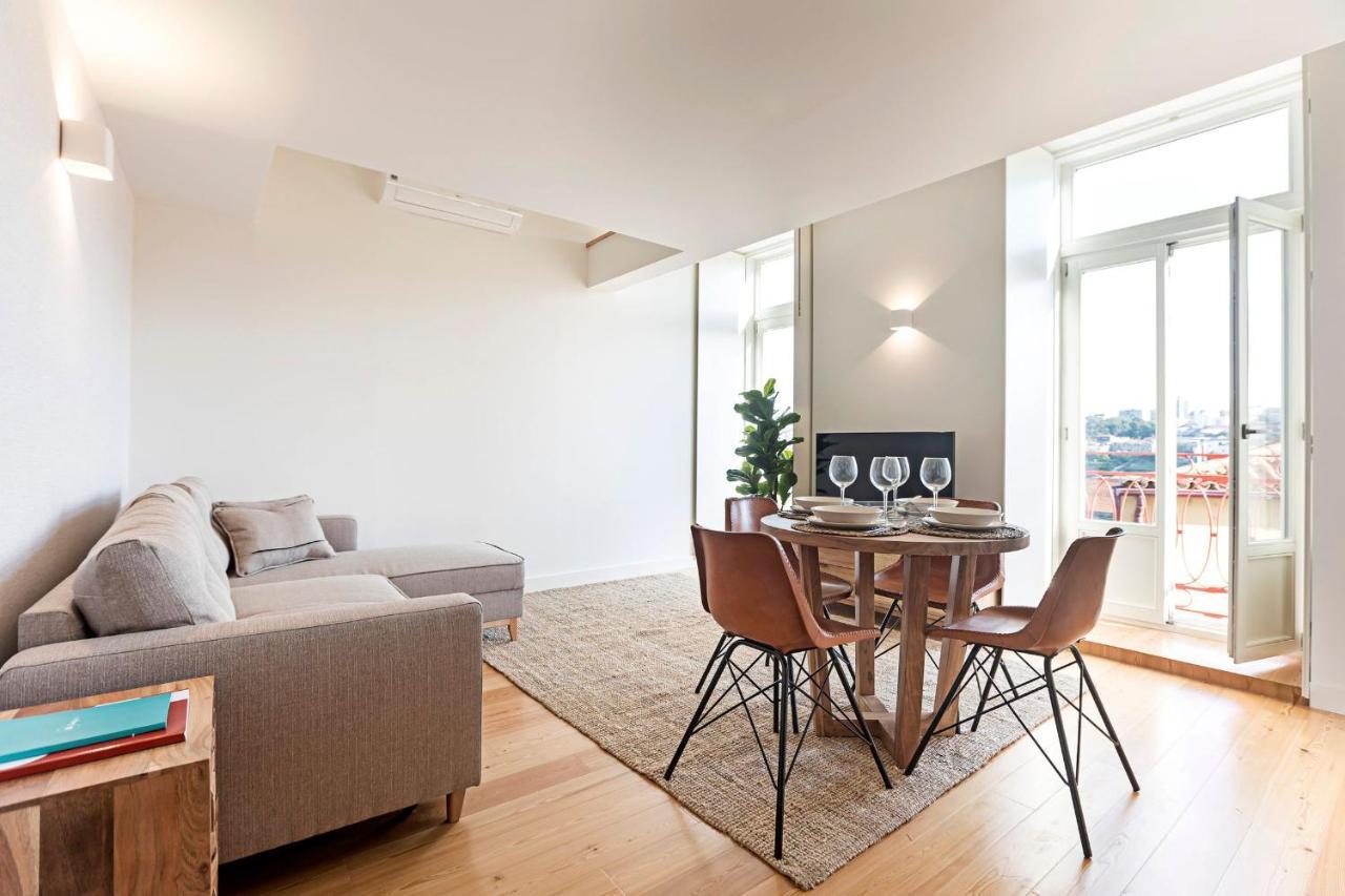 Stunning Duplex Near River By Lovelystay OOporto Esterno foto