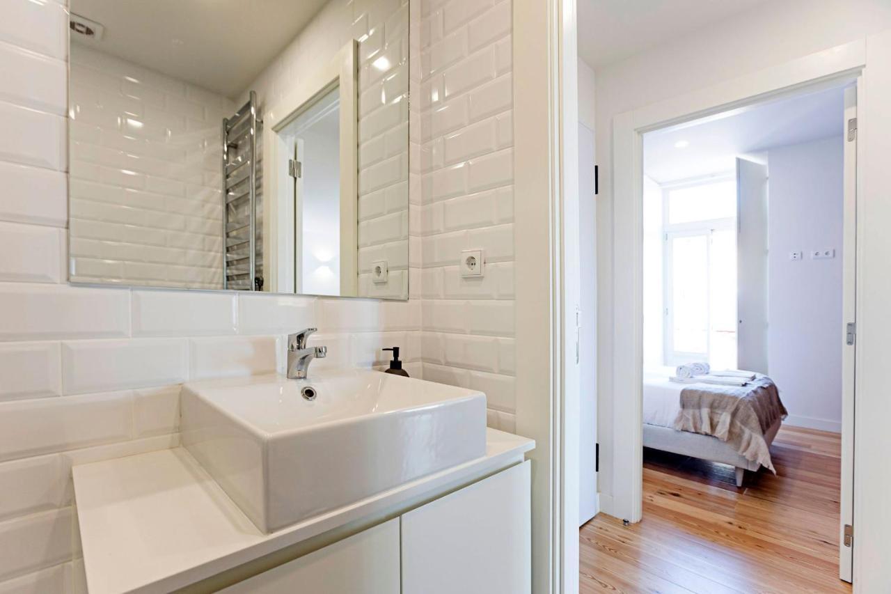 Stunning Duplex Near River By Lovelystay OOporto Esterno foto